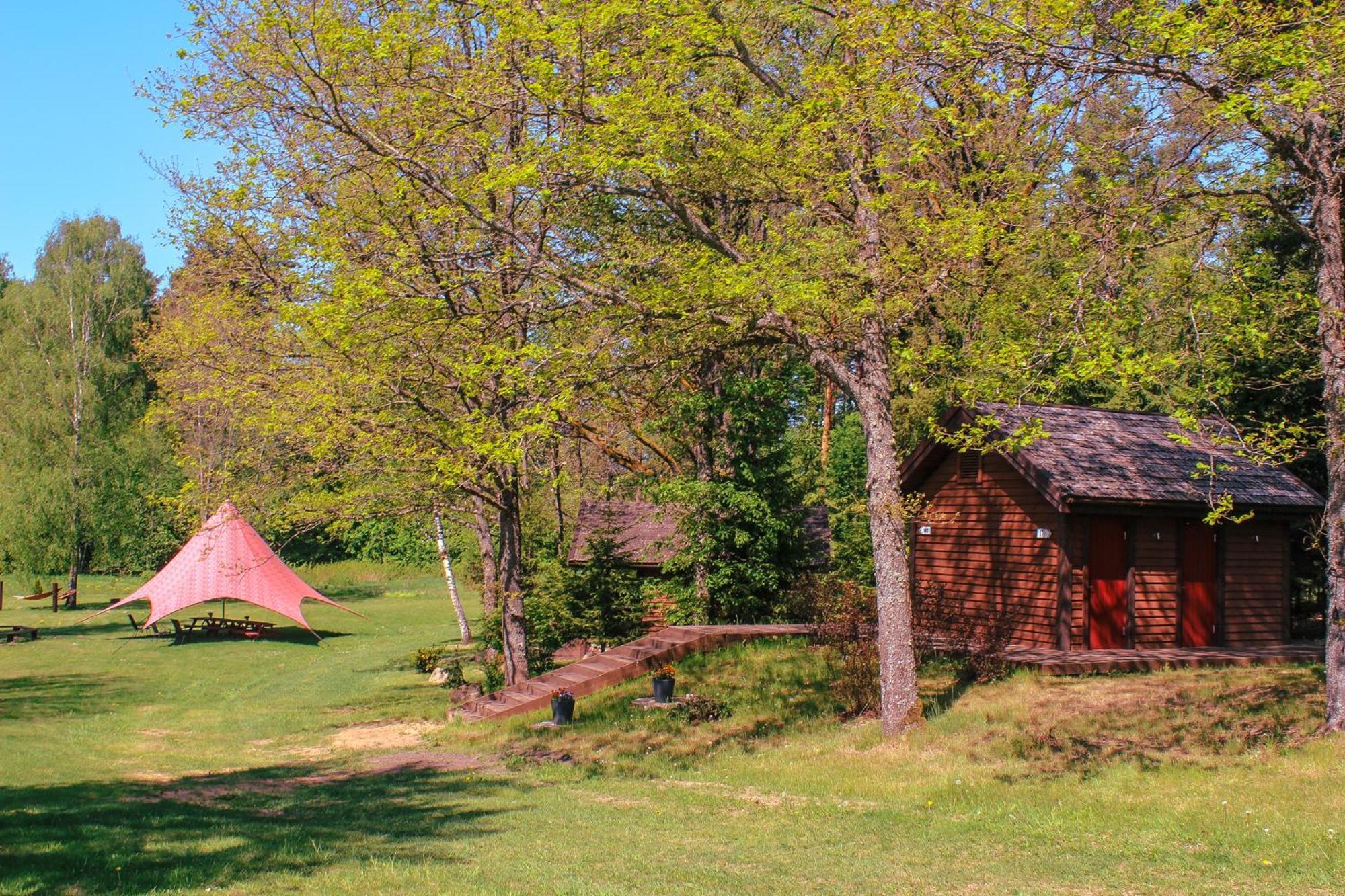 Kempings Lejasbisenieki Turaida Exteriér fotografie